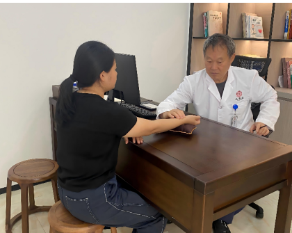 中医秦彤：退而不休，回顾我的中医人生(图1)